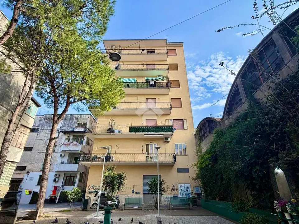 Palazzo in vendita a Pagani