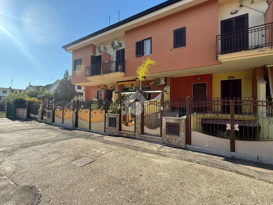 Villa a schiera in vendita a Acerra