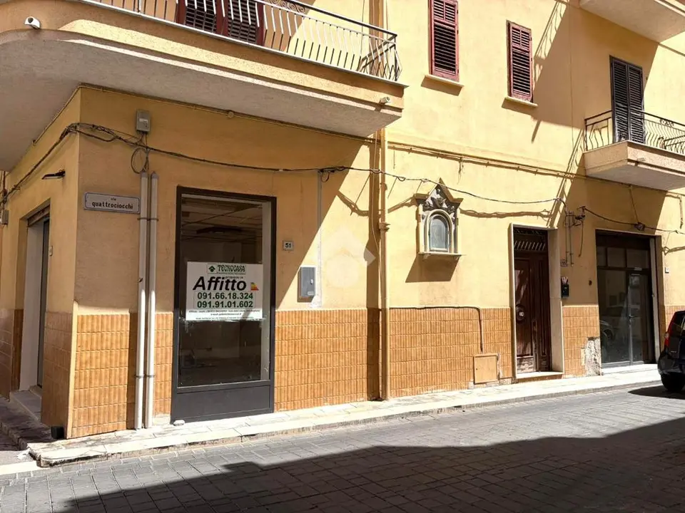 Box / posti auto in affitto a Bagheria