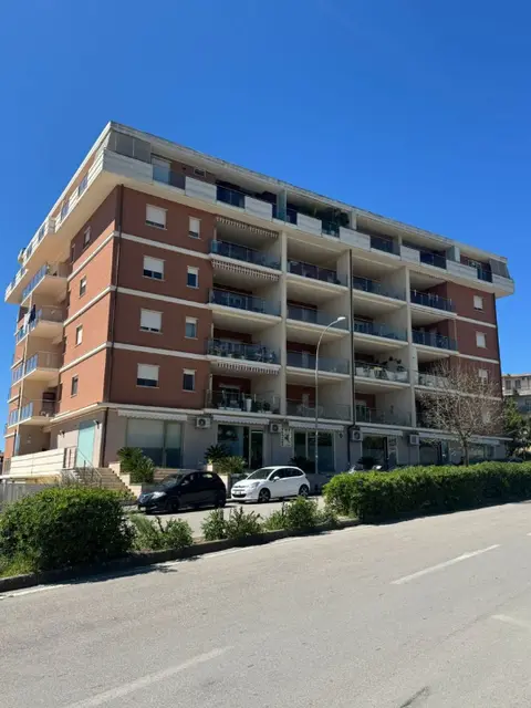 Appartamento in VIA FERDINANDO I  16, Caltanissetta (CL)