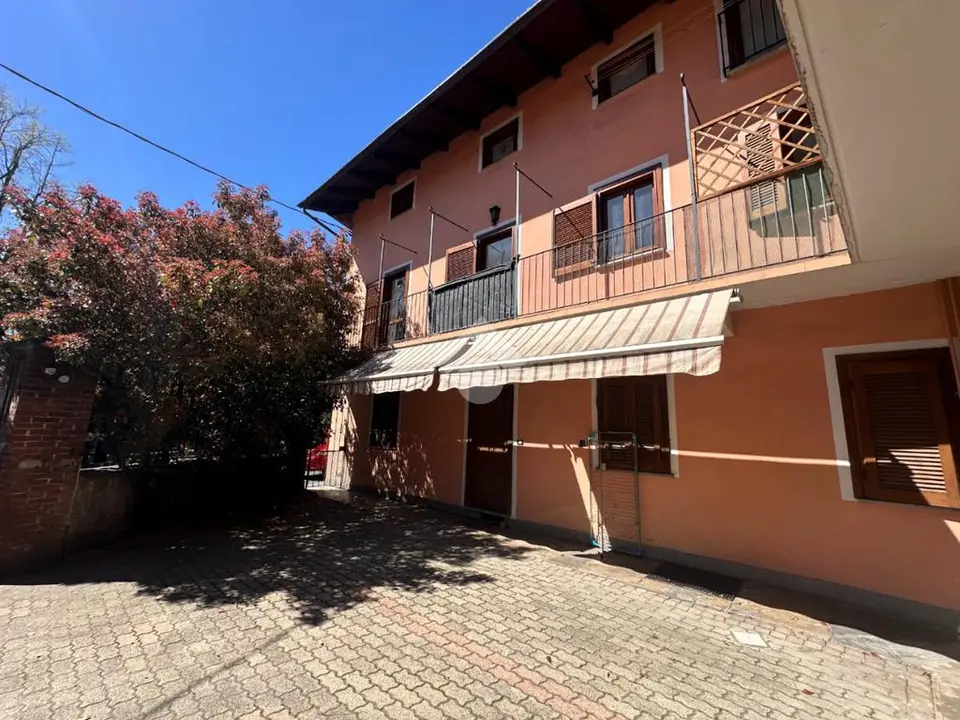 Bilocale in affitto a Giaveno