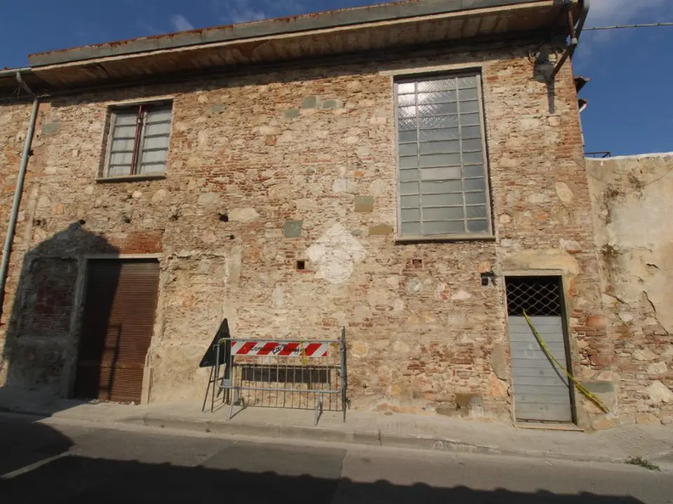 Rustico in vendita a Cascina