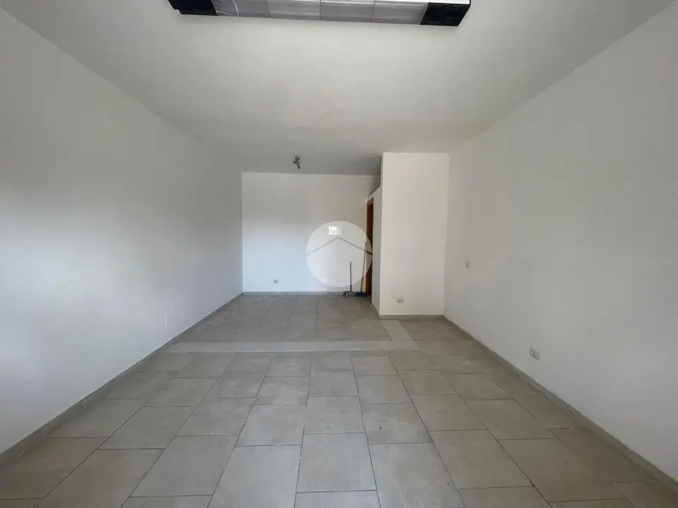 Box / posti auto in affitto a Quarto