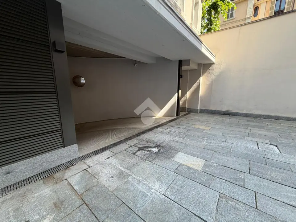 Box / posti auto in affitto a Torino