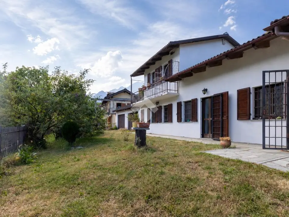 Casa indipendente in vendita a Villar Pellice