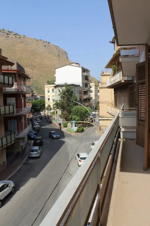 Appartamento in Via J. Kennedy 11, Belmonte Mezzagno (PA)