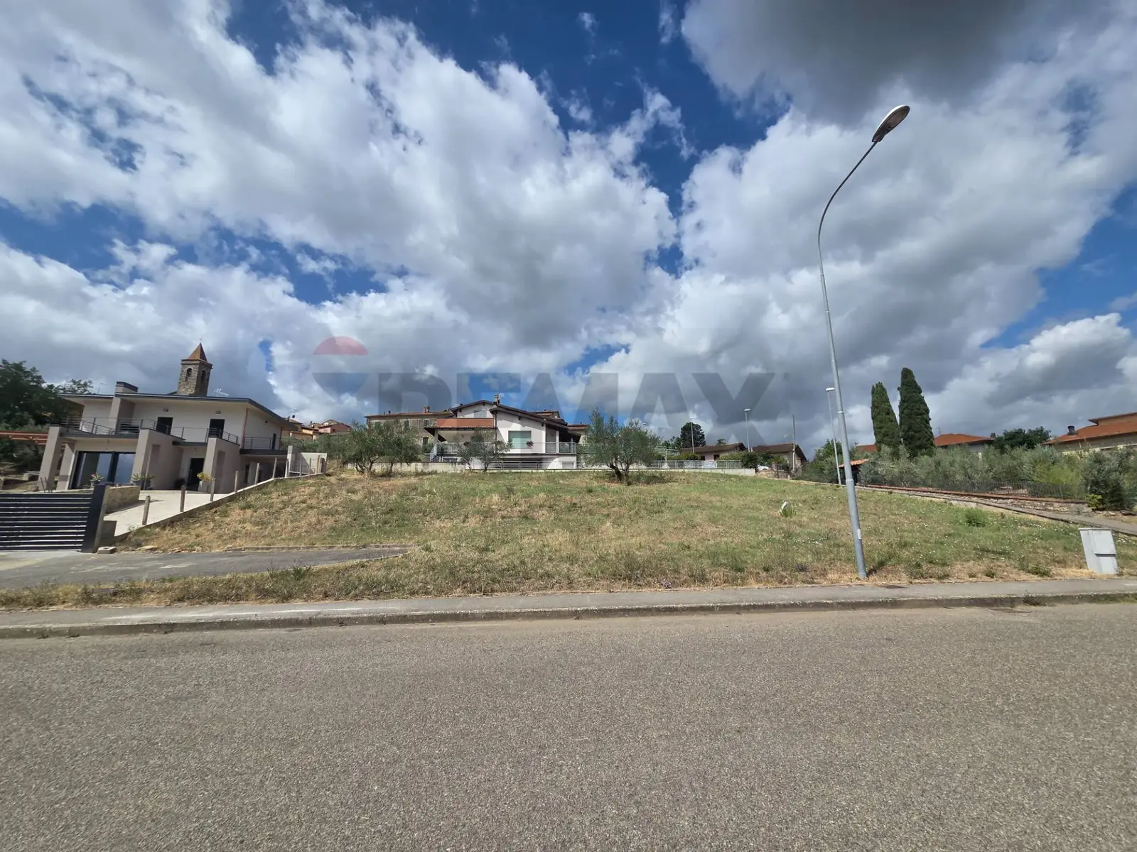 Terreno Edificabile in Vendita a Laterina Pergine Valdarno