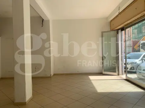 Negozio in via Garibaldi 64, Quartu Sant'Elena (CA)