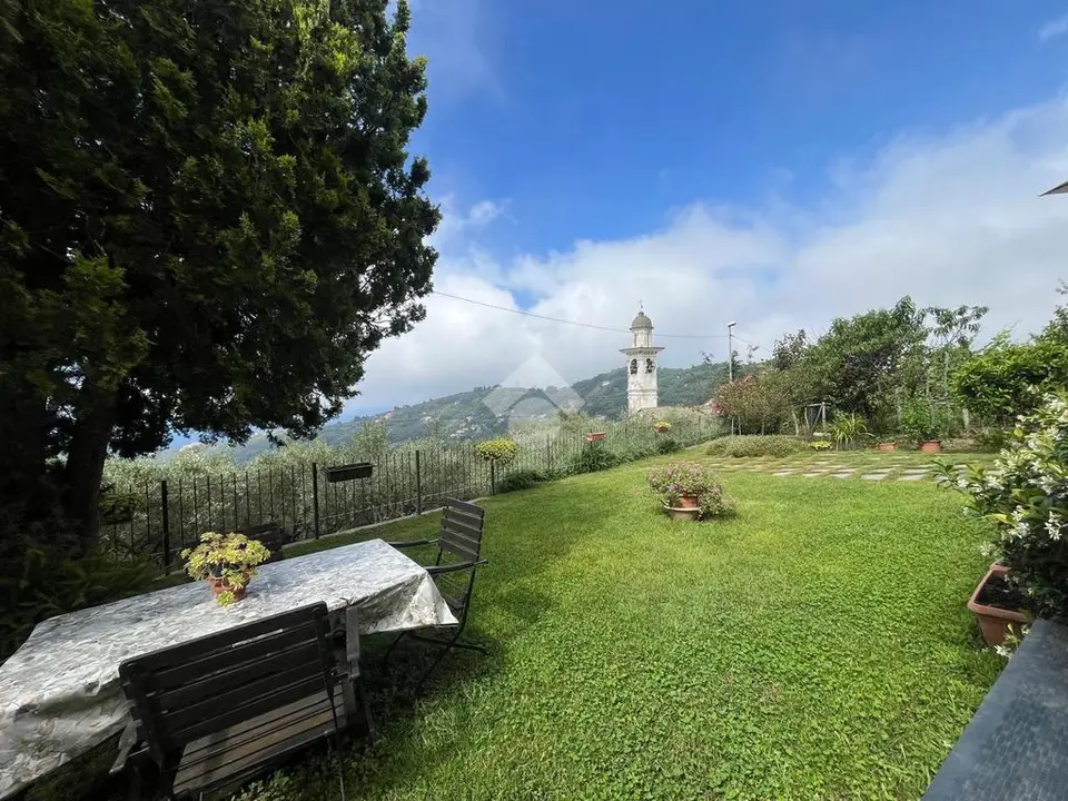 Villa singola in vendita a Lavagna