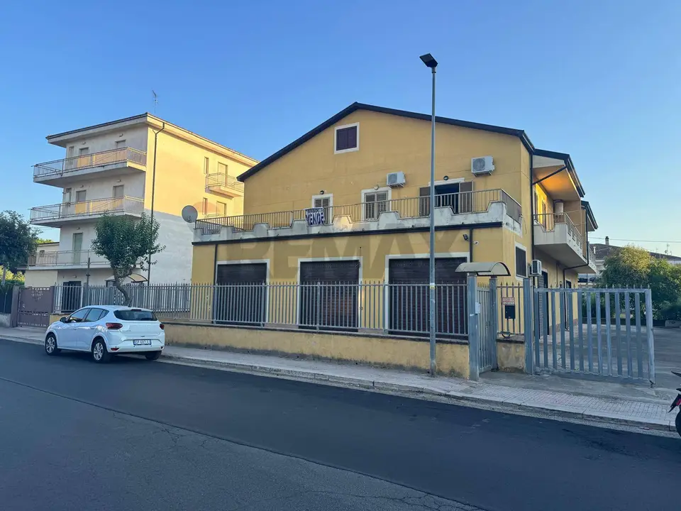 Casa Indipendente in Vendita a Corigliano-Rossano
