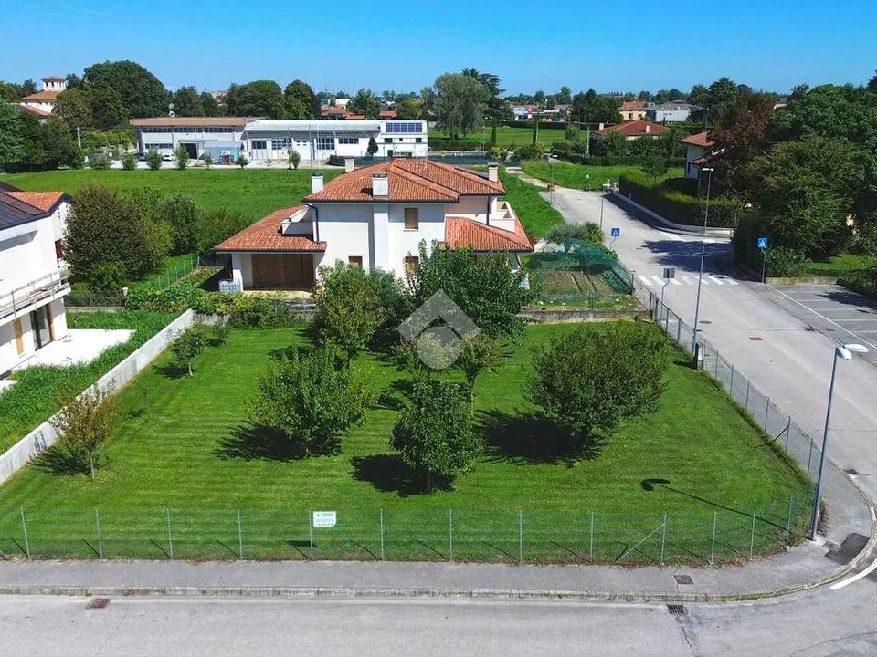 Ter. residenziale in vendita a Fontaniva