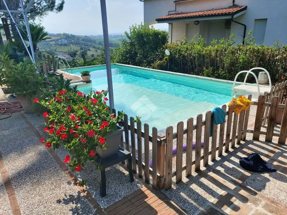 Villa singola in vendita a Pescara