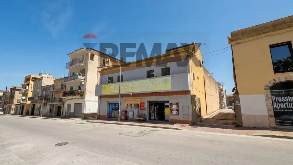 Commerciale Altro in Vendita a Alcamo