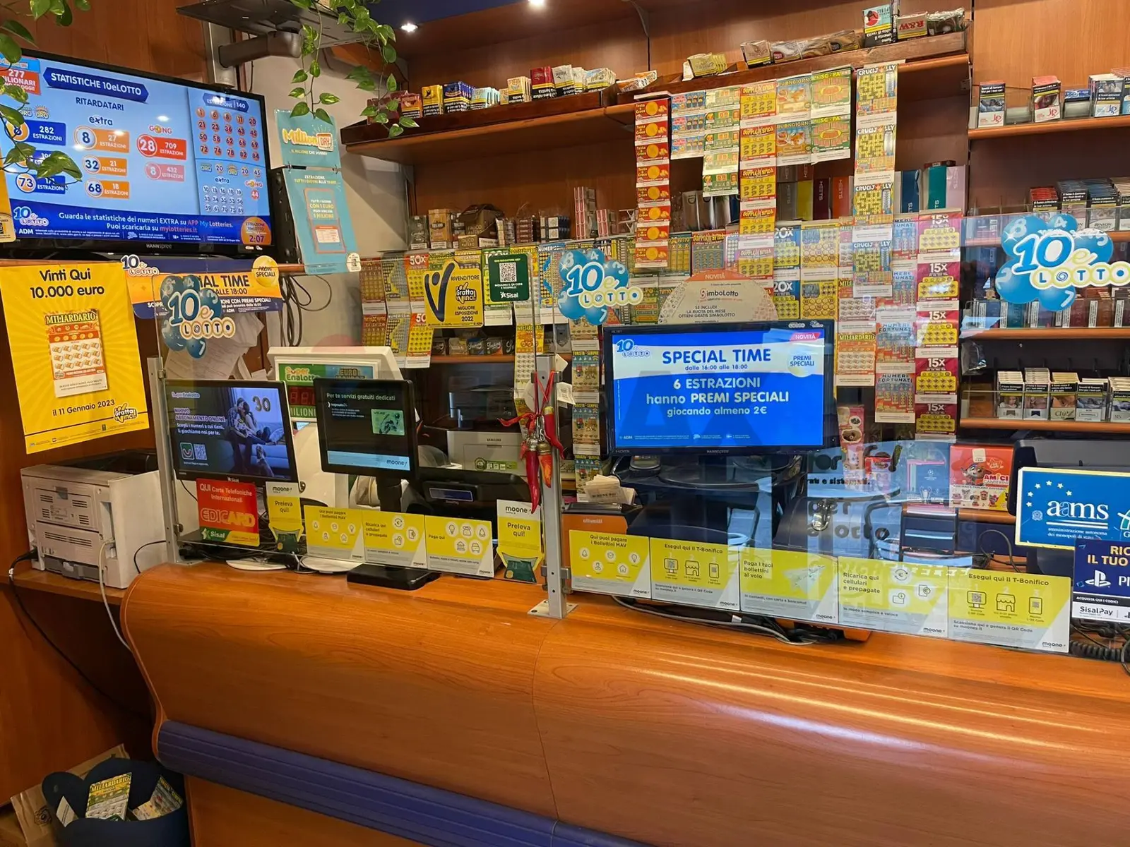 Attività  Commerciale in Vendita a Capannori