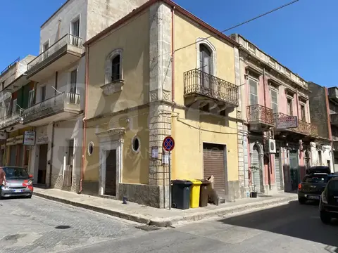 Negozio in Durando 14, Pachino (SR)