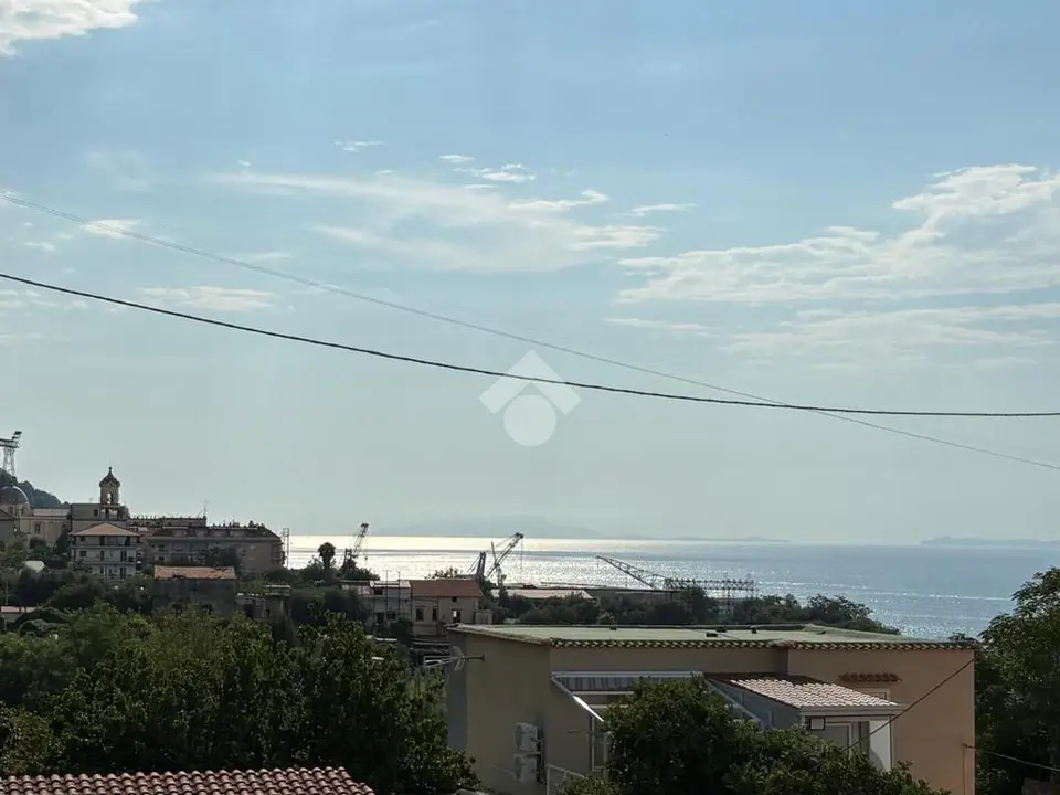 Trilocale in vendita a Castellammare Di Stabia
