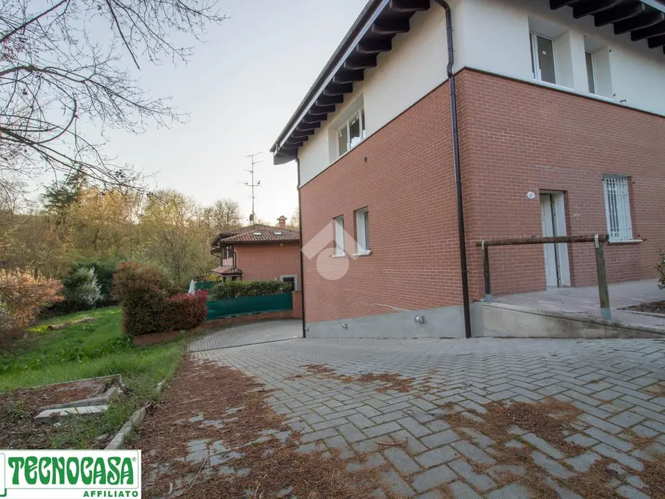 Trilocale in vendita a Casalecchio Di Reno