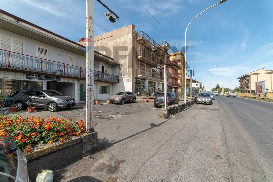 Negozio in Affitto a Paternò