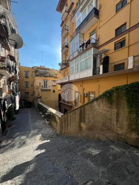Bilocale in vendita a Napoli