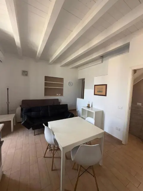 Appartamento in Via Enrico Albanese 104, Palermo (PA)