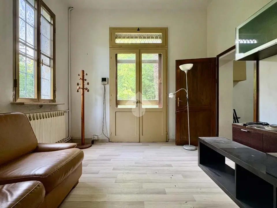 5 locali in vendita a Budrio