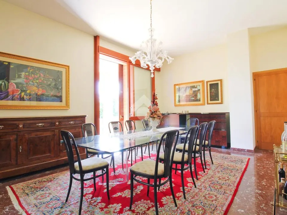 Villa singola in vendita a Loreto