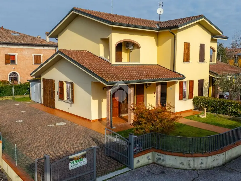 Villa 3 chambres à vendre à Baricella
