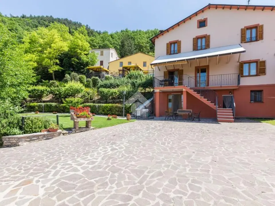 Casa indipendente in vendita a Gubbio