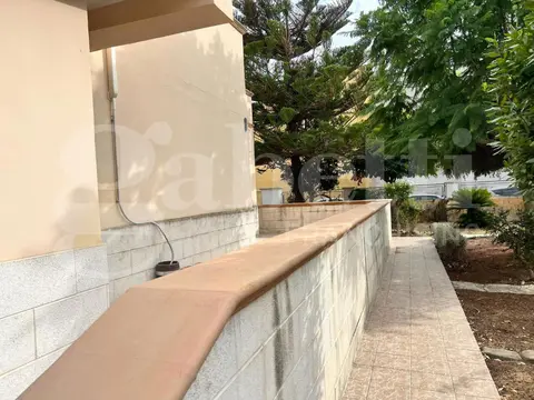 Villa in VIA PETUNIE 2, Taranto (TA)